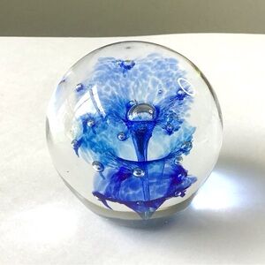 Signed Art Glass Paperweight Controlled Bubbles Blue Flower 3” Diameter Sphere
